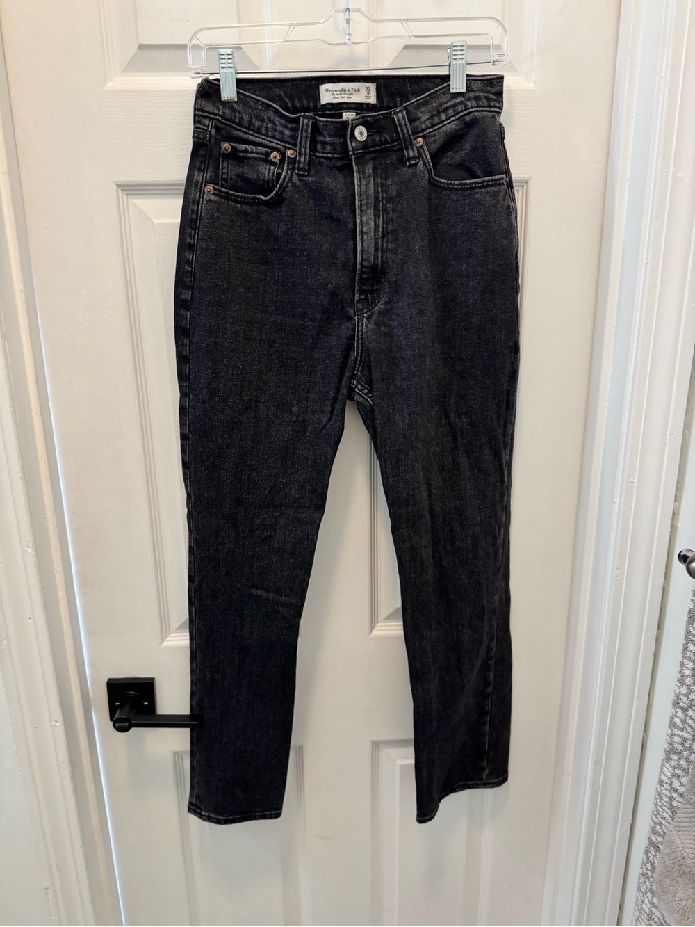 Abercrombie & Fitch Curve Love Ankle Straight Ultra High Rise